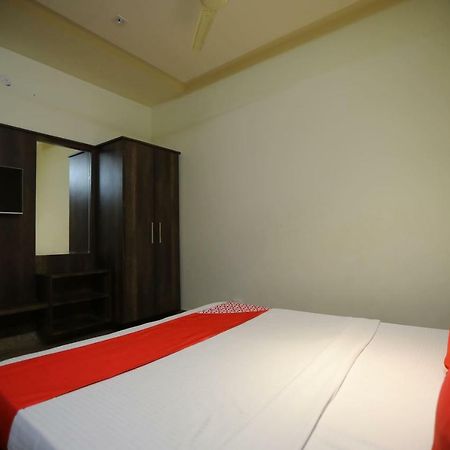 Oyo 40791 Hotel Hot N Fast Suratgarh 외부 사진