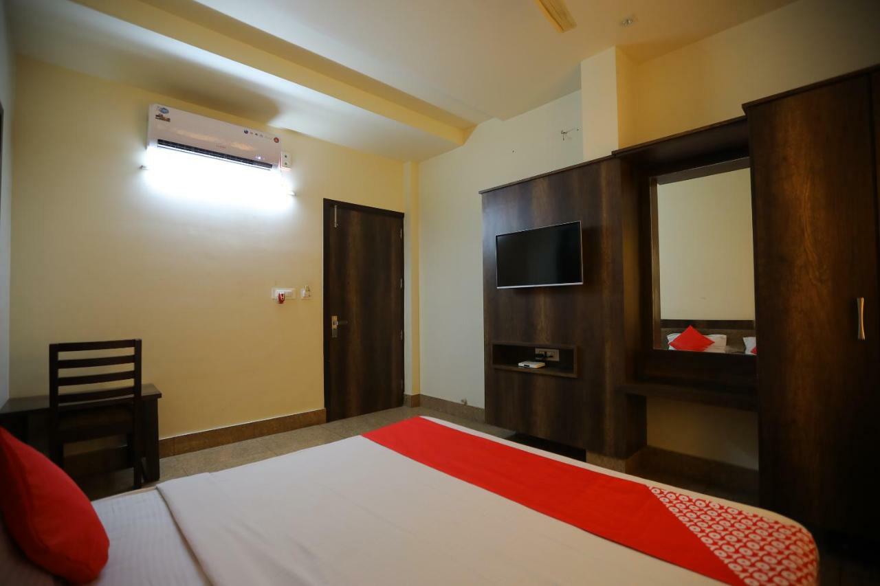Oyo 40791 Hotel Hot N Fast Suratgarh 외부 사진