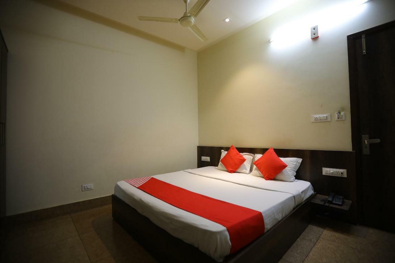 Oyo 40791 Hotel Hot N Fast Suratgarh 외부 사진