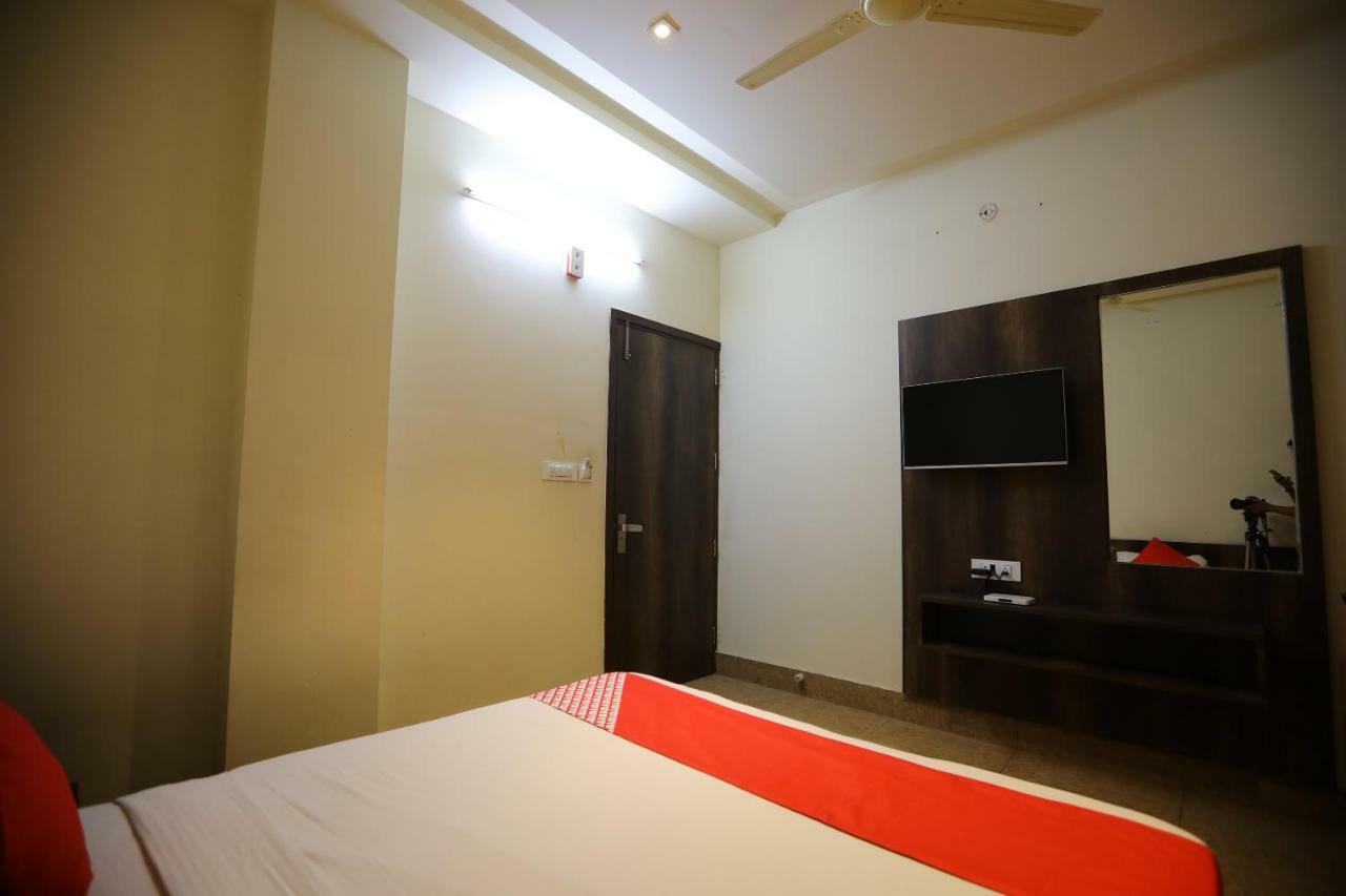 Oyo 40791 Hotel Hot N Fast Suratgarh 외부 사진